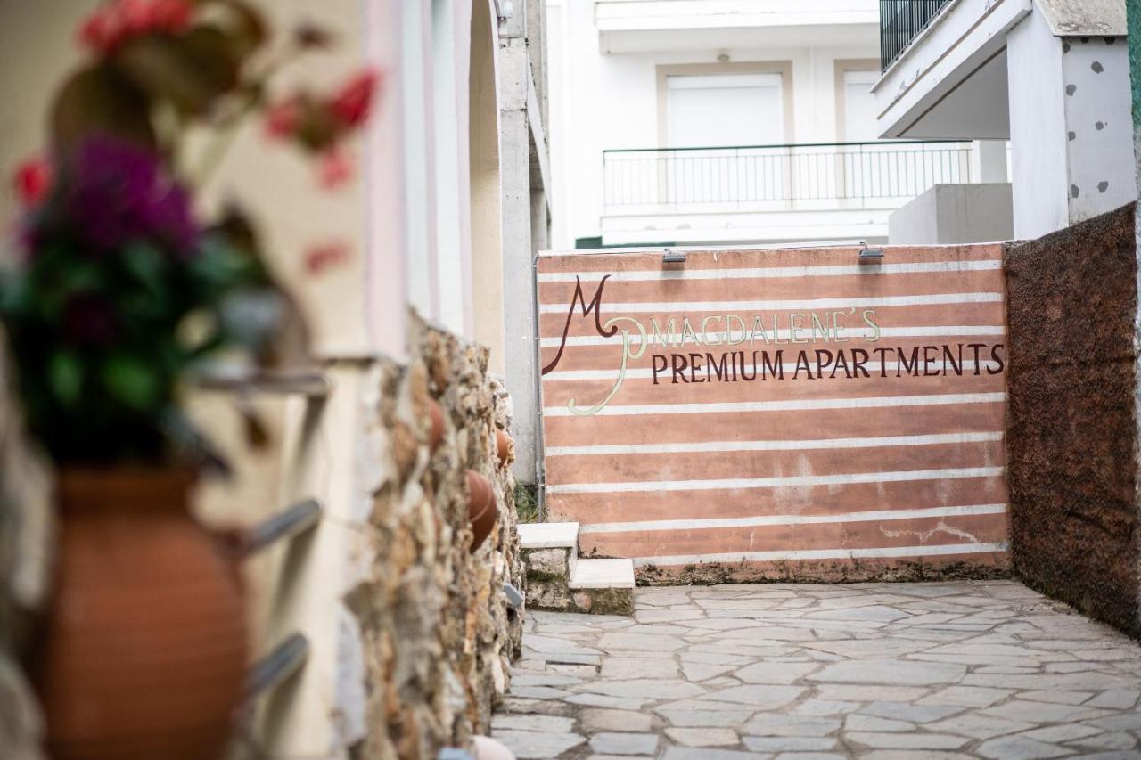 Magdalene'S Premium Apartments Ofrinion Exterior photo